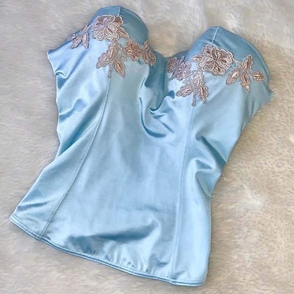 Stunning Victoria’s Secret Gold Leaf Bustier - Picture 1 of 6